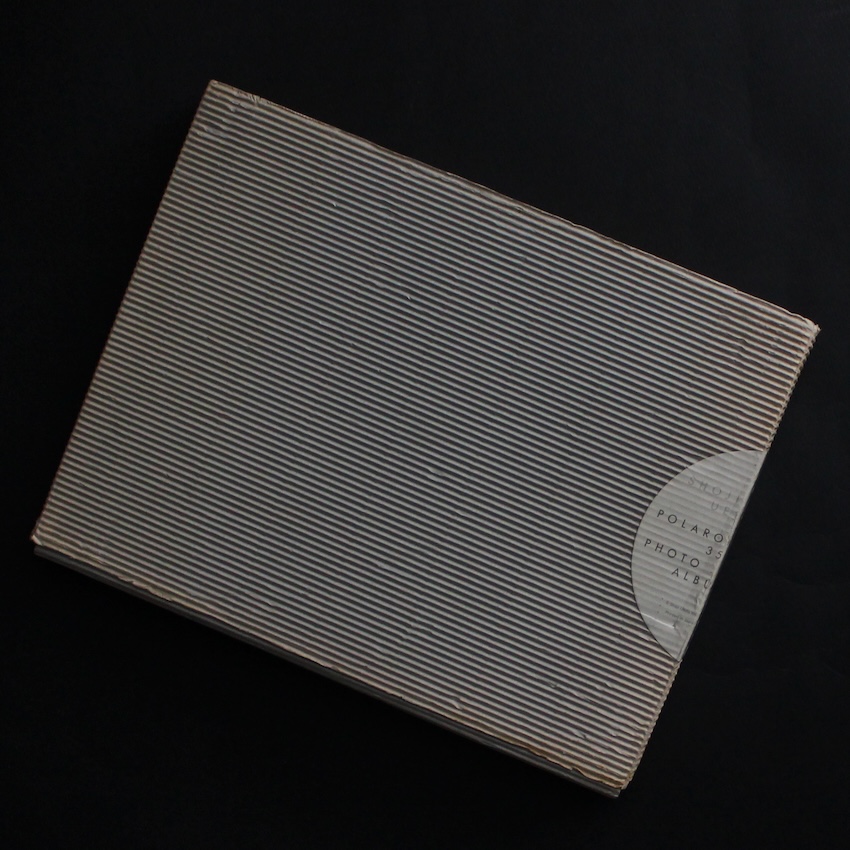 軌道回帰 -Shoji Ueda Polaroid 35mm Photo Album-（Signed, 359／1000