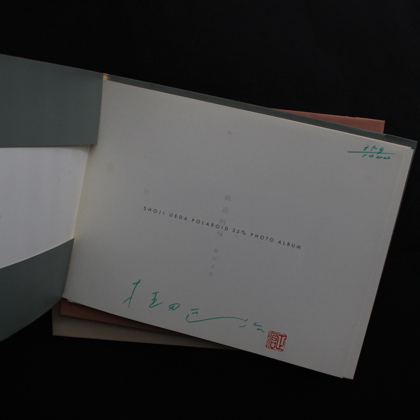 軌道回帰 -Shoji Ueda Polaroid 35mm Photo Album-（Signed, 359／1000