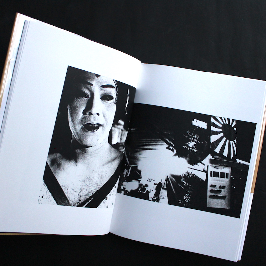にっぽん劇場写真帖 / Japan, A Photo Theater（2018, Signed） - 森山