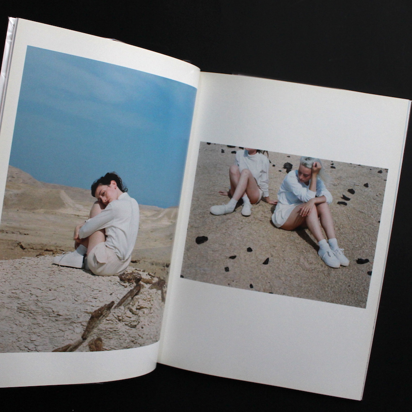 Dafy Hagai 写真集 MIDBAR pic2.jpg