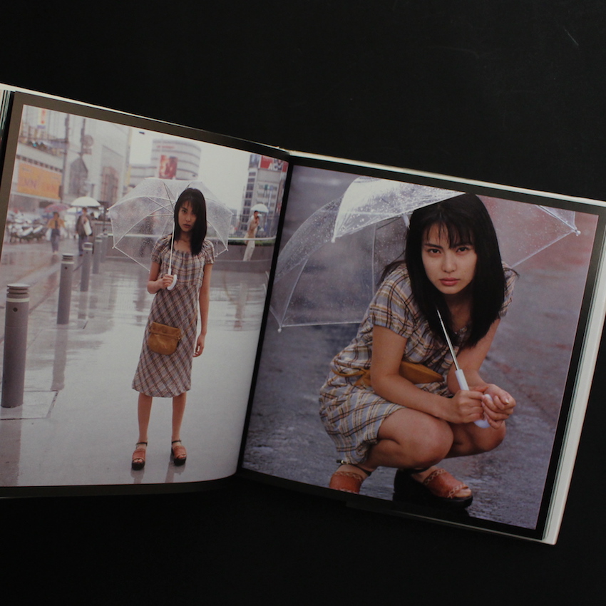 恋少女 / Jeunes Filles d' Araki（Triple Signed） - 荒木 経惟